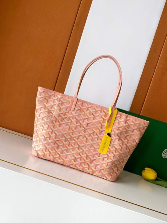 Picture of Goyard Handbags _SKUfw237320894fw